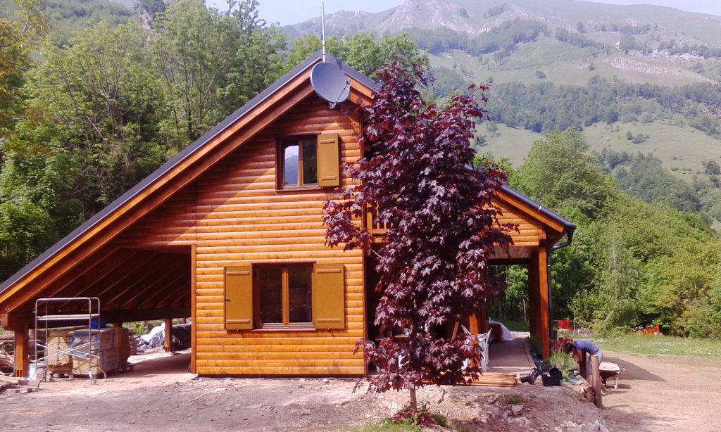 Timber holiday homes in the hills