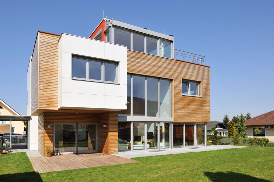 Larch wood façade of a residential building Maribor