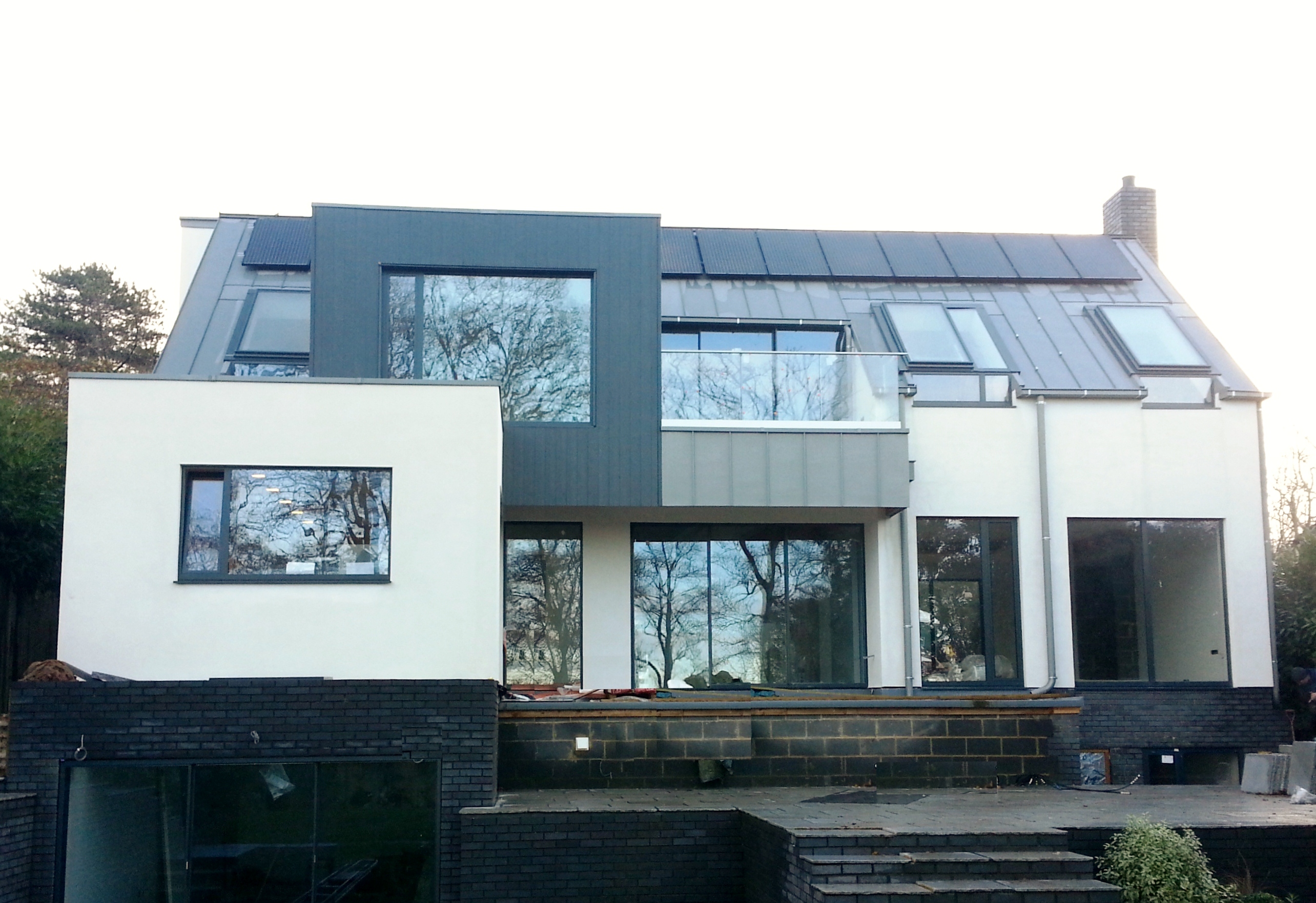 Formenreiche Villa in Nähe von London