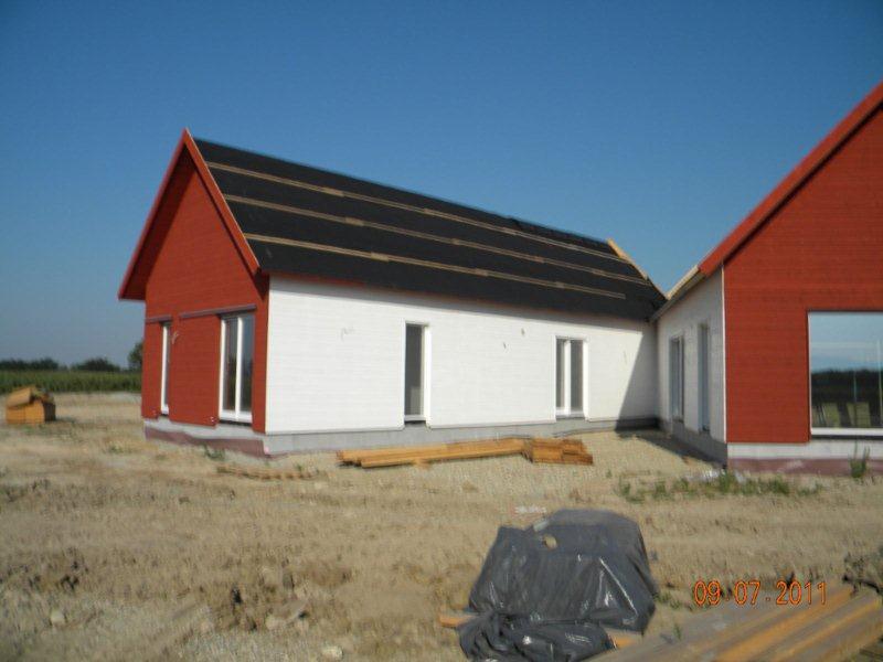 In Romania stiamo costruendo per dei noti committenti danesi due ville in legno chiavi in mano