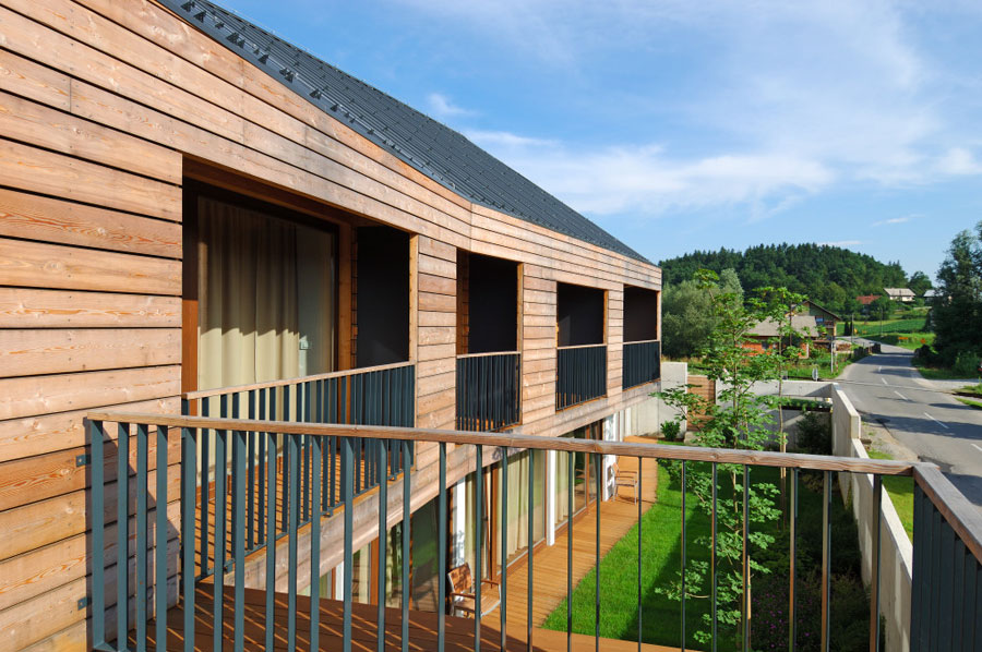 Fasada od ariša na ugostiteljskom objektu